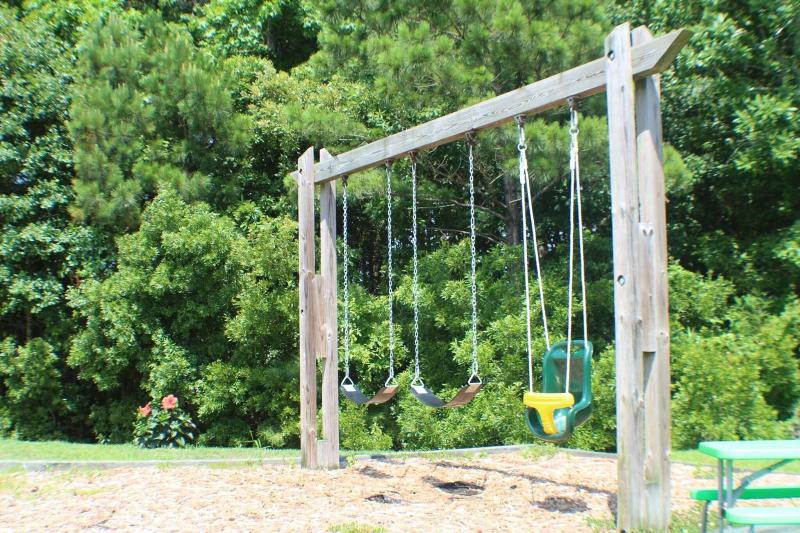 Topsail Shores Inn image