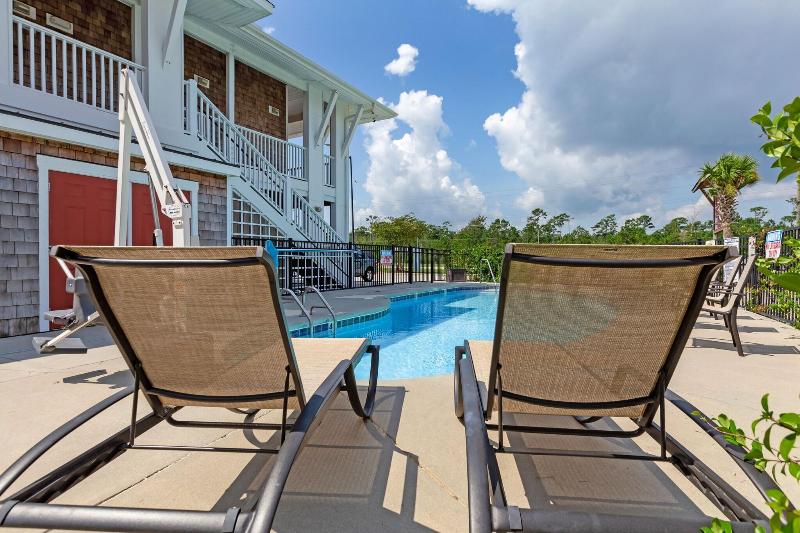 Topsail Shores Inn image