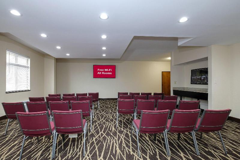 Red Roof Inn & Suites Jacksonville, Nc image