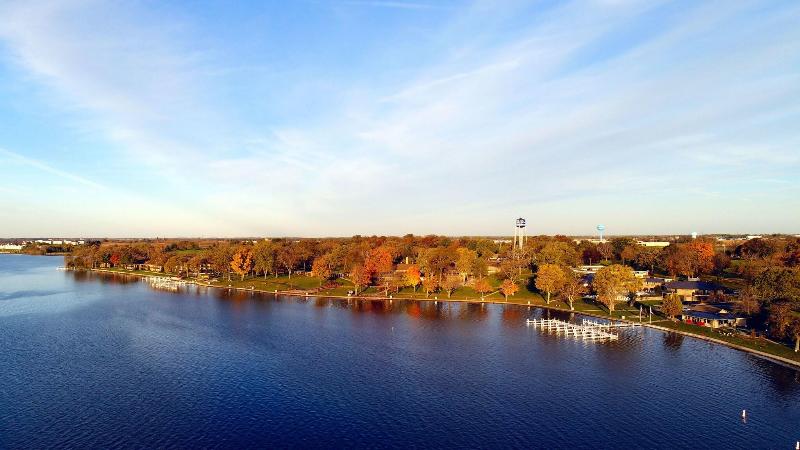Lake Lawn Resort image