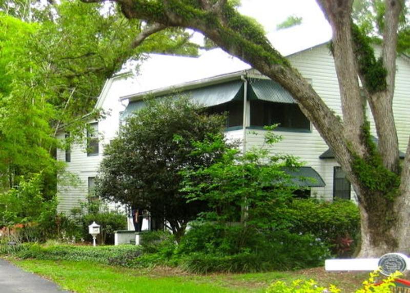 Farnsworth House Bed Breakfast