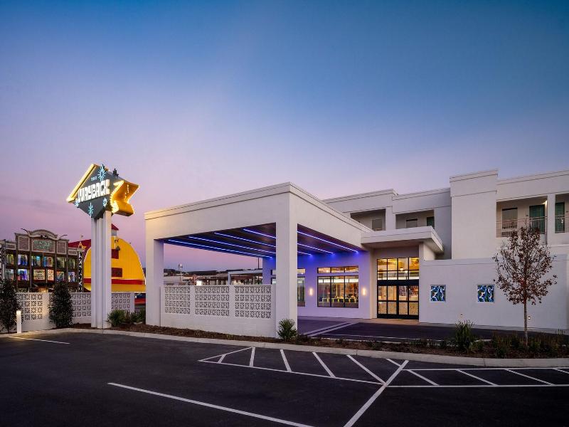 The Wayback Pigeon Forge, Tribute Portfolio Hotel image