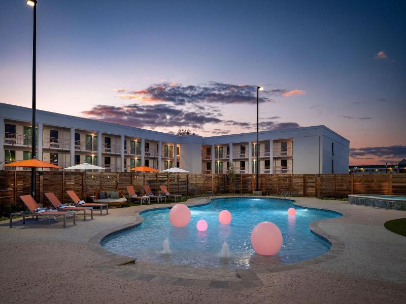 The Wayback Pigeon Forge, Tribute Portfolio Hotel image