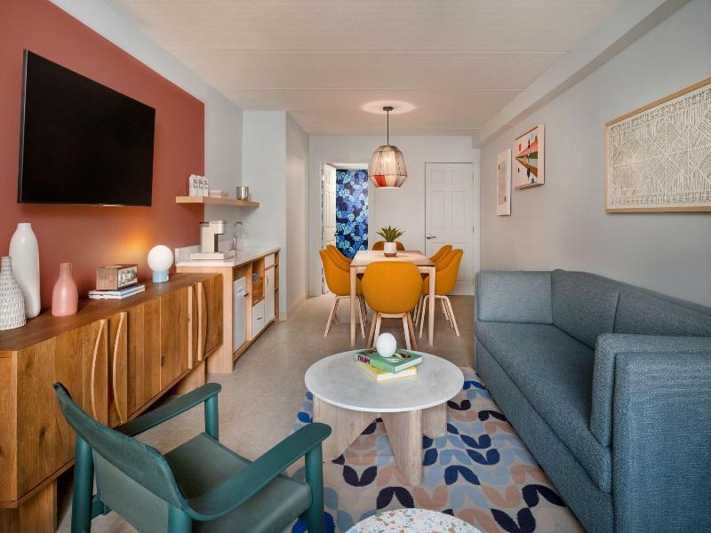 The Wayback Pigeon Forge, Tribute Portfolio Hotel image