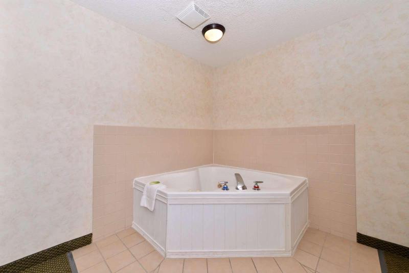 Vagabond Inn Executive Green Valley image 7