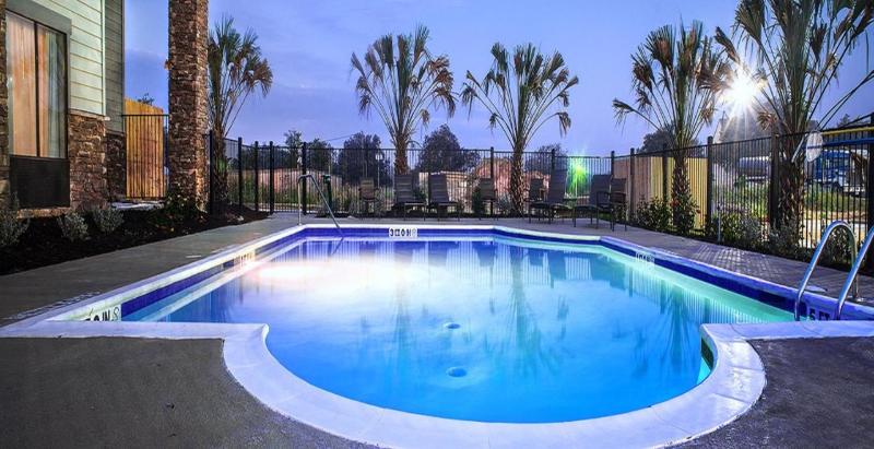 Comfort Inn & Suites image