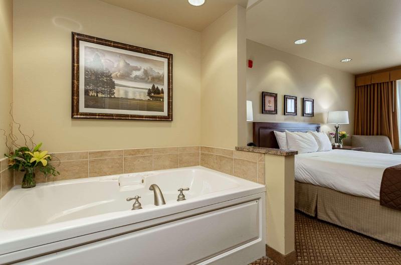 Jefferson Street Inn image