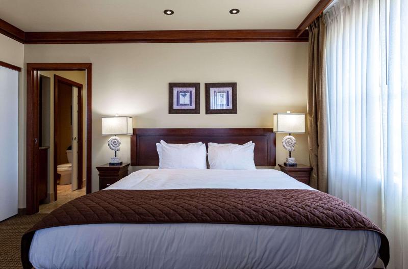 Jefferson Street Inn image