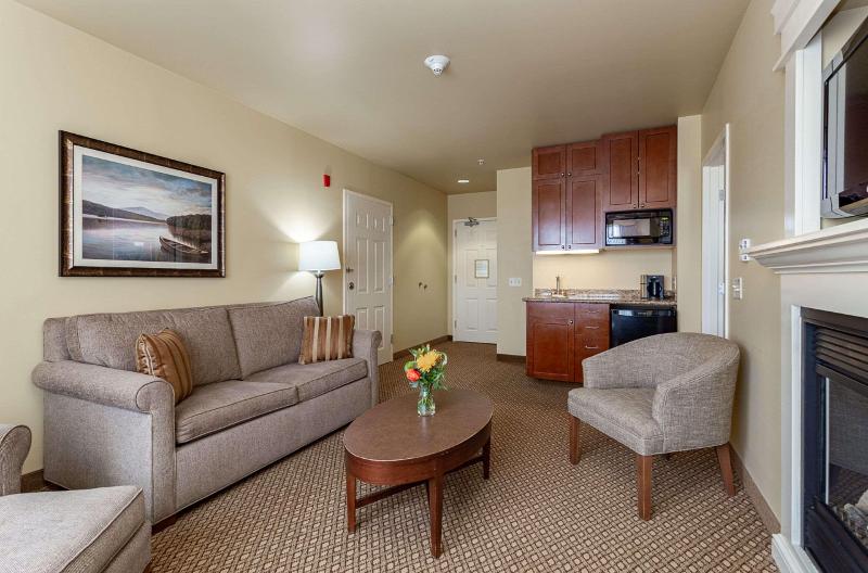 Jefferson Street Inn image