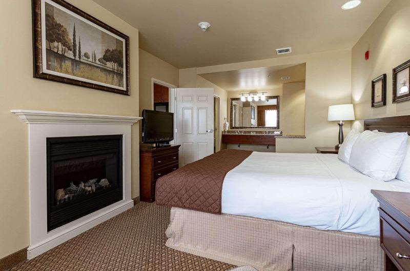 Jefferson Street Inn image