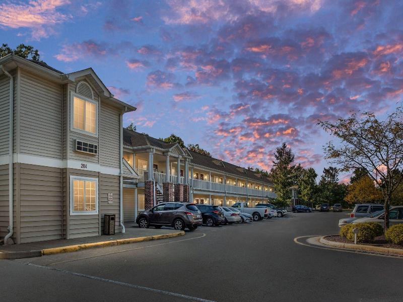 Affordable Suites Fredericksburg image