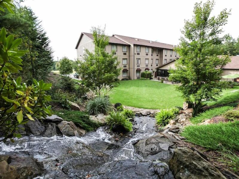 Mountain Lodge Conference Center