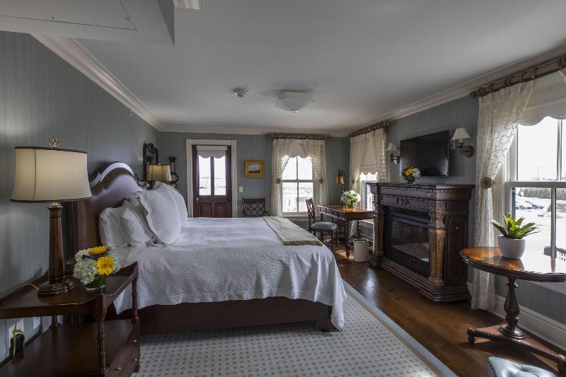 Saybrook Point Inn Marina And Spa image