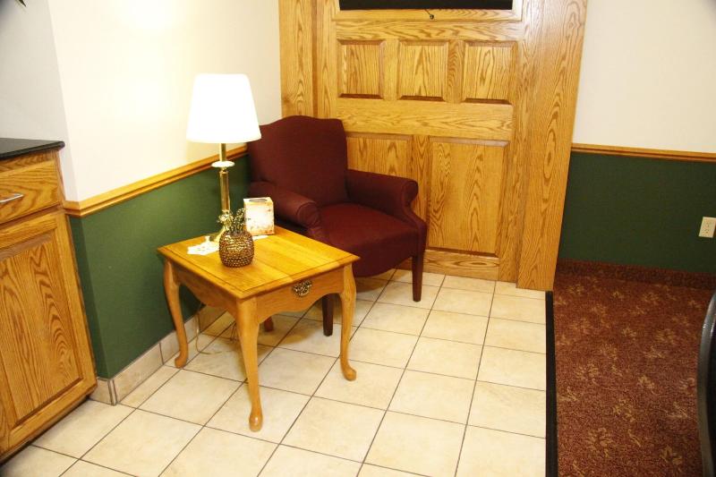 Horizon Inn And Suites image