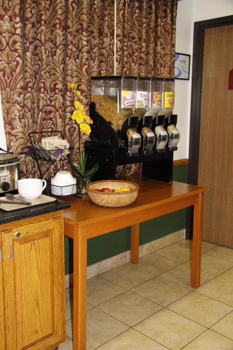Horizon Inn And Suites image