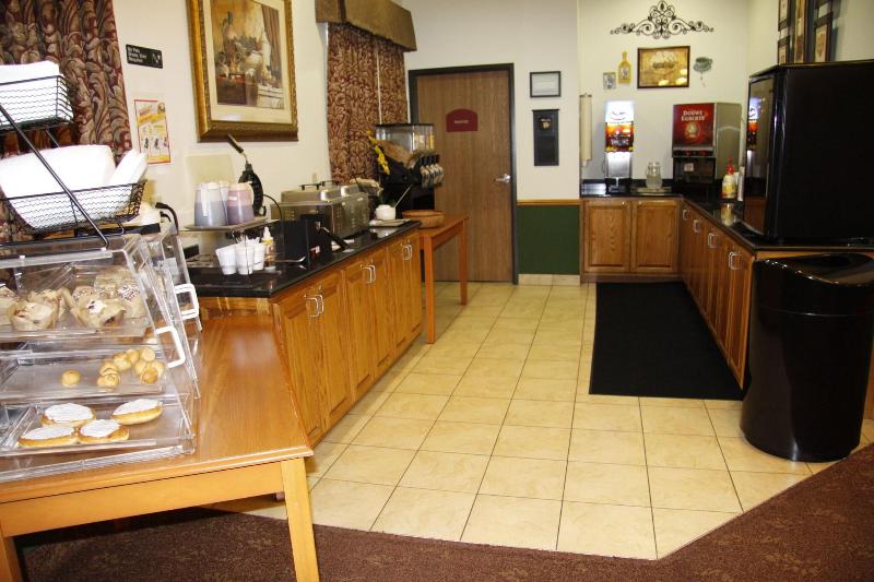 Horizon Inn And Suites image