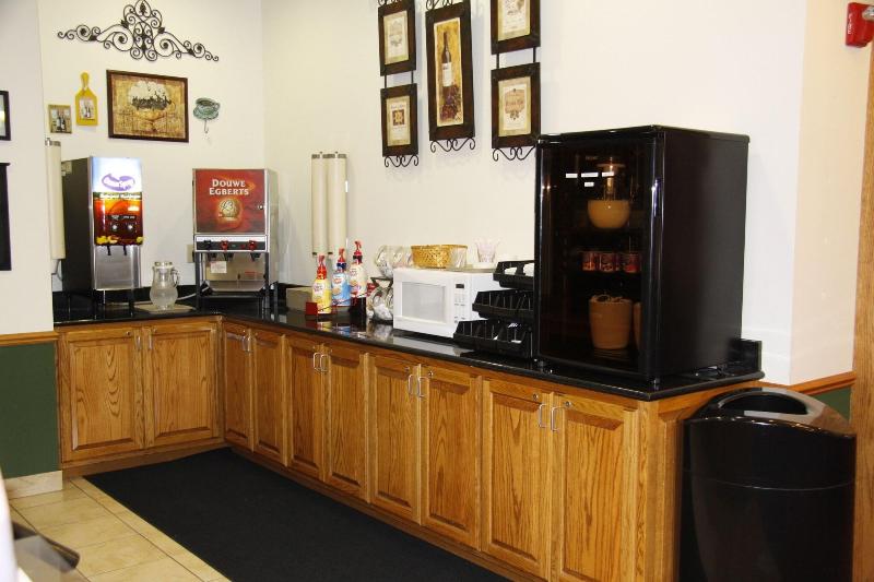 Horizon Inn And Suites image