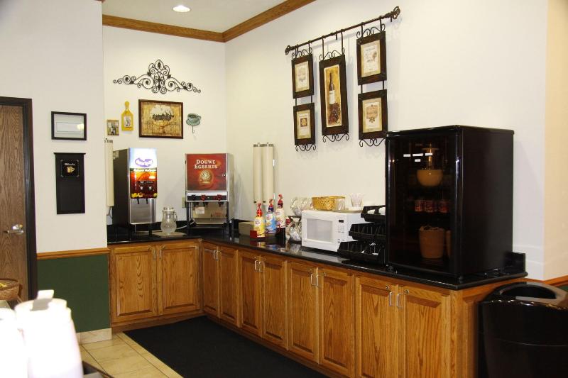 Horizon Inn And Suites image