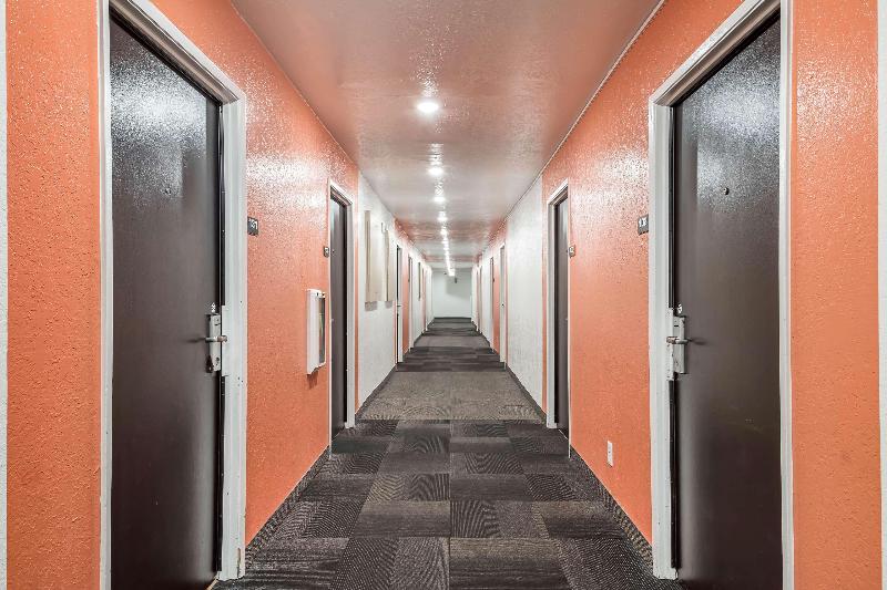 Motel 6 Ogden image