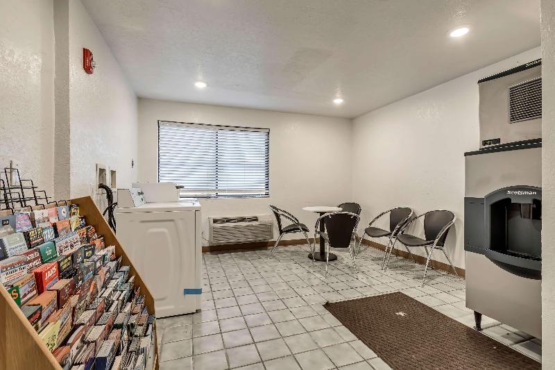 Motel 6 Ogden image
