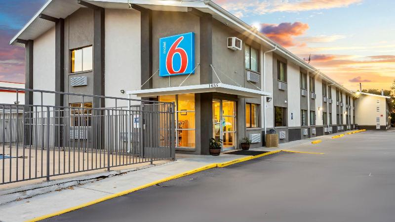Motel 6 Ogden image