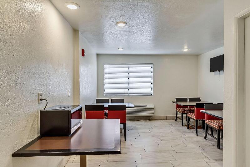Motel 6 Ogden image