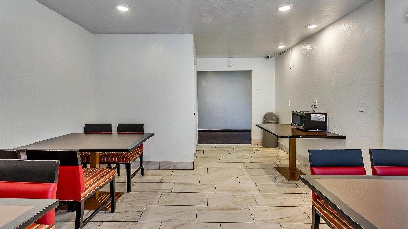Motel 6 Ogden image
