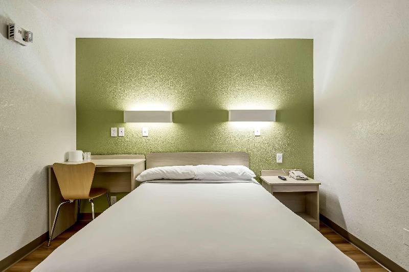 Motel 6 Ogden image