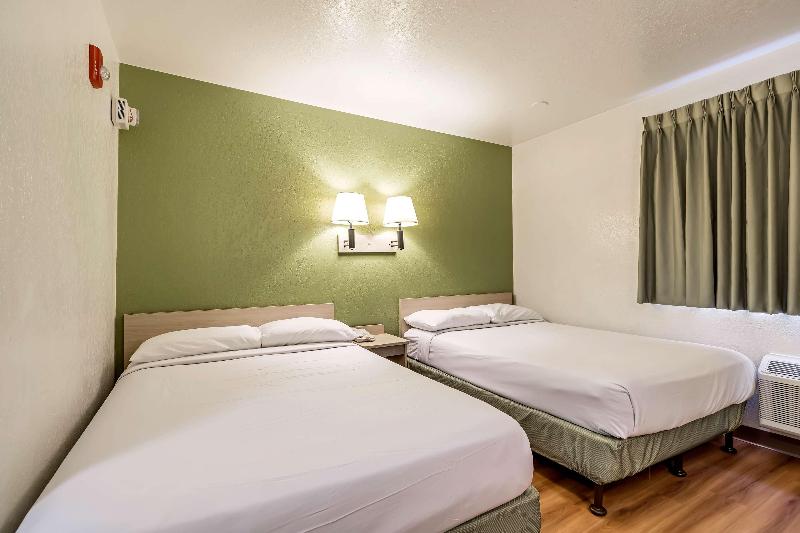 Motel 6 Ogden image