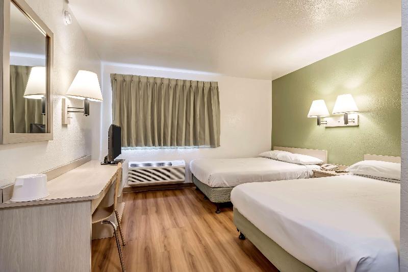 Motel 6 Ogden image