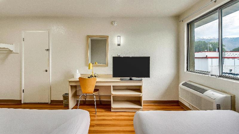 Motel 6 Ogden image
