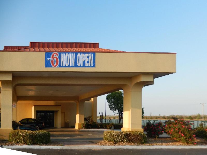 Motel 6 Pine Bluff Ar image
