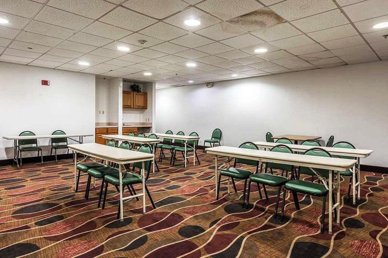 Motel 6 Pine Bluff Ar image