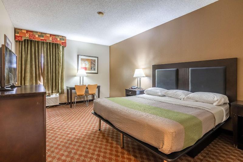 Motel 6 Pine Bluff Ar image