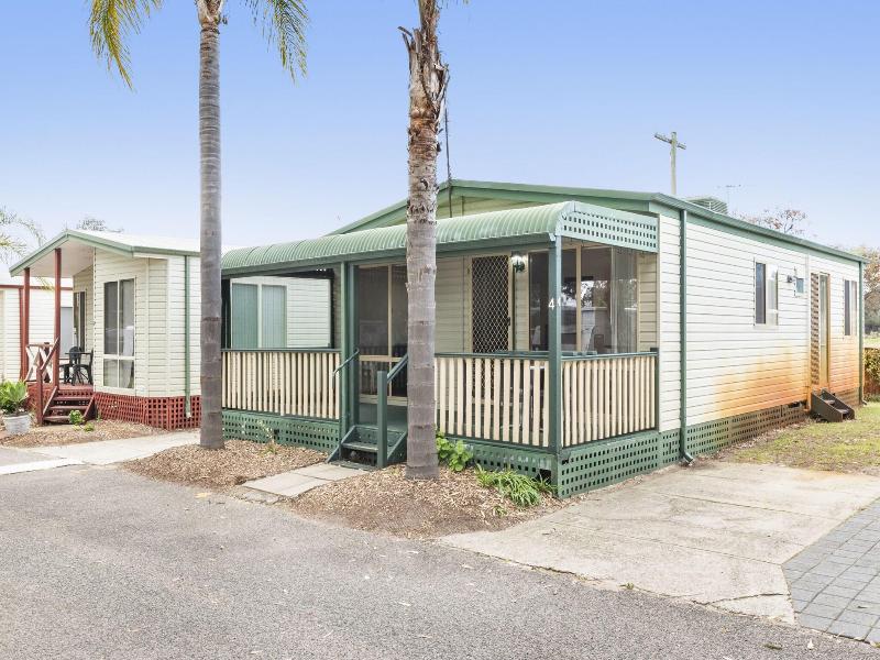 Central Caravan Park image