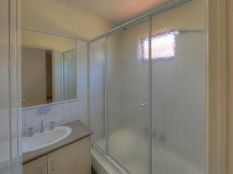 Central Caravan Park image