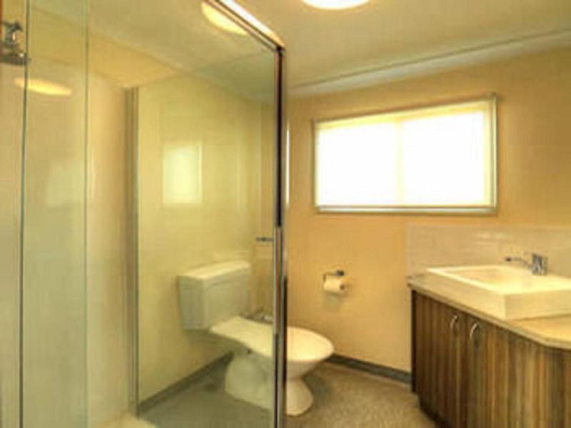 Central Caravan Park image