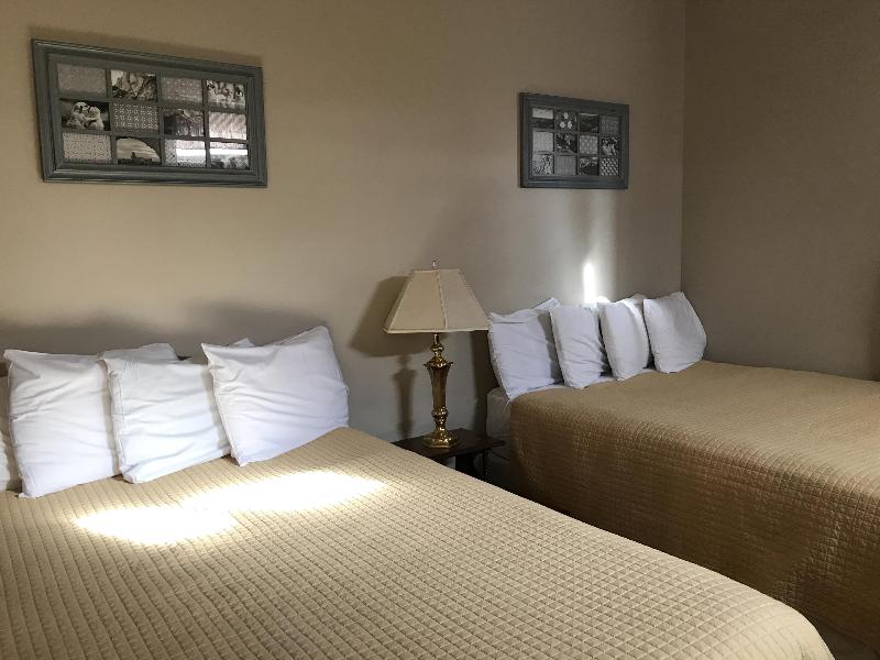 Riverside Hot Springs Inn Spa image