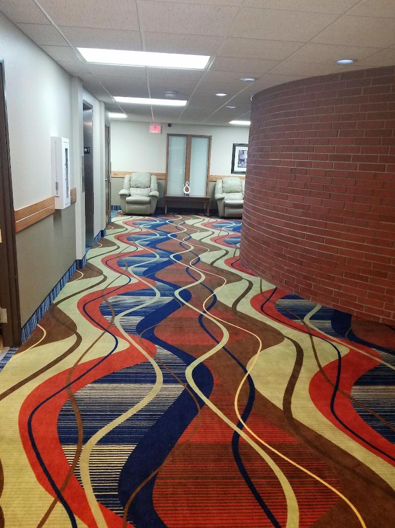 Apple Tree Inn And Suites