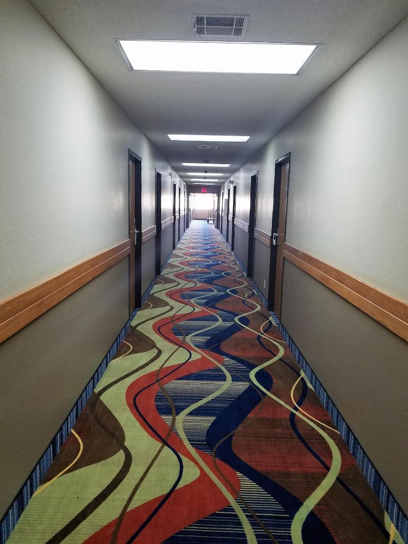 Apple Tree Inn And Suites