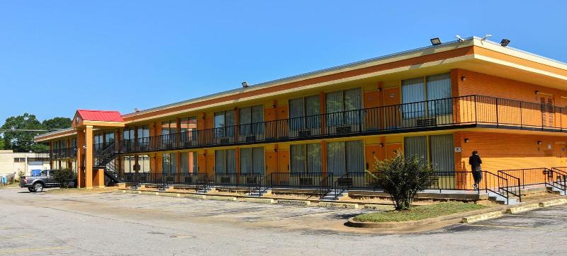 Homeplace Inn image
