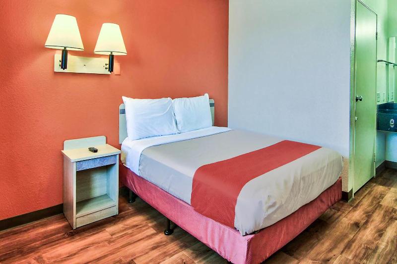 Motel 6 Sacramento, CA–S Sacramento & Elk Grove image