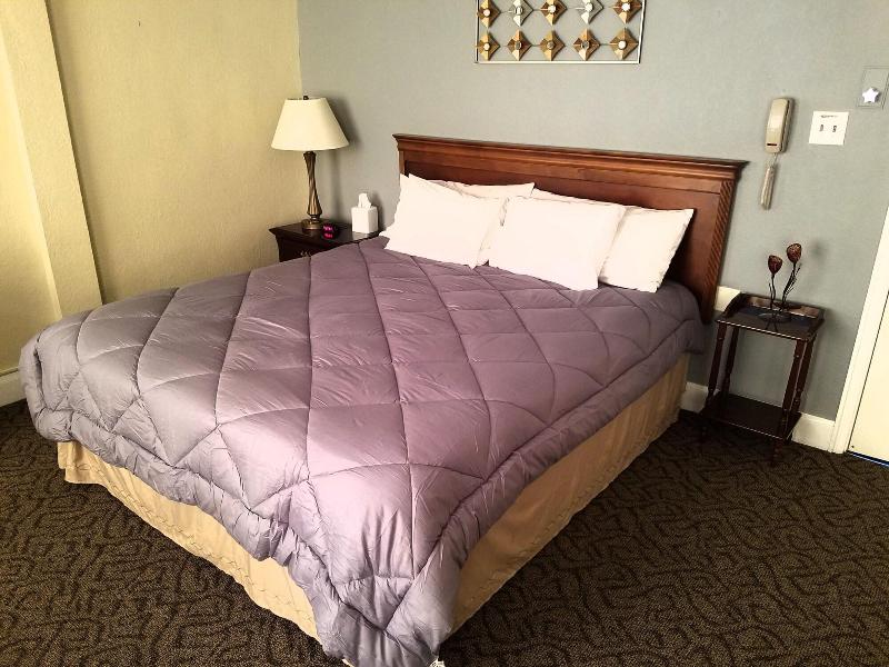 Monte Villa Hotel image