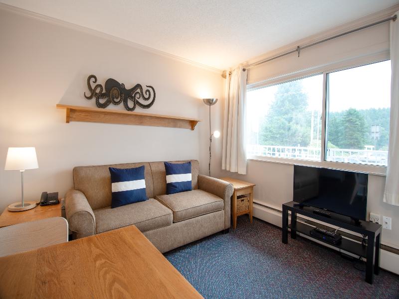 Buccaneer Inn image
