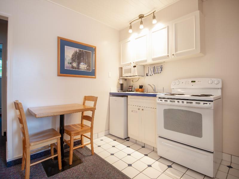 Buccaneer Inn image
