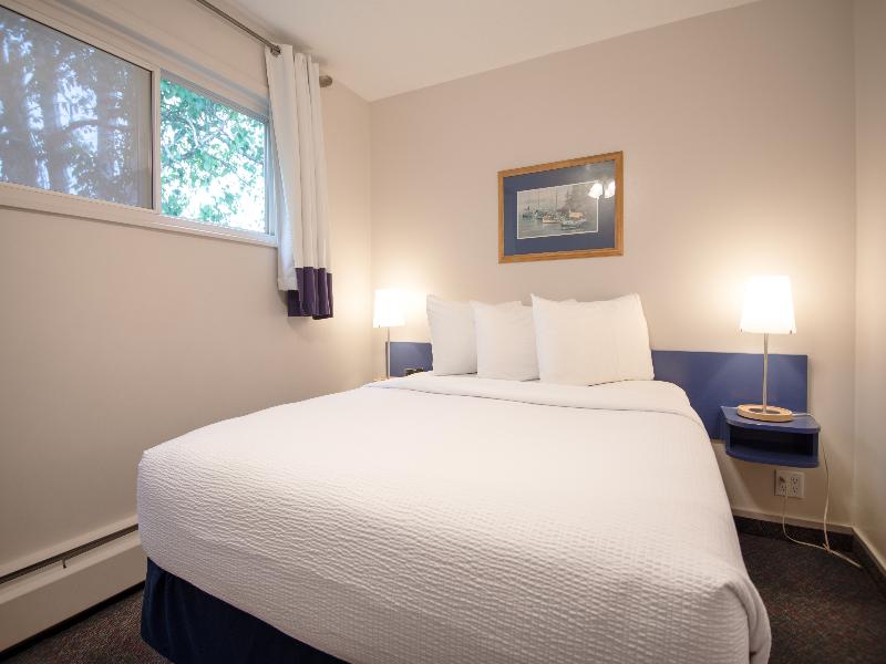 Buccaneer Inn image