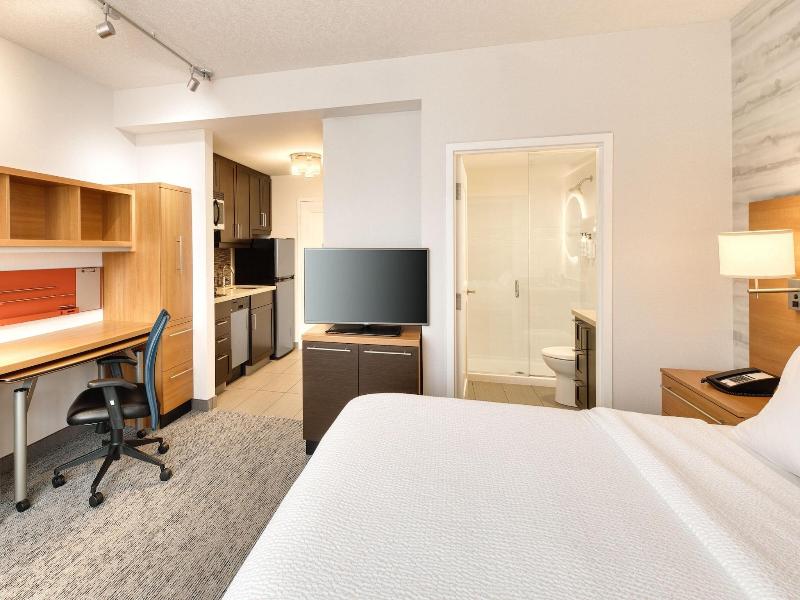 Towneplace Suites By Marriott Belleville image