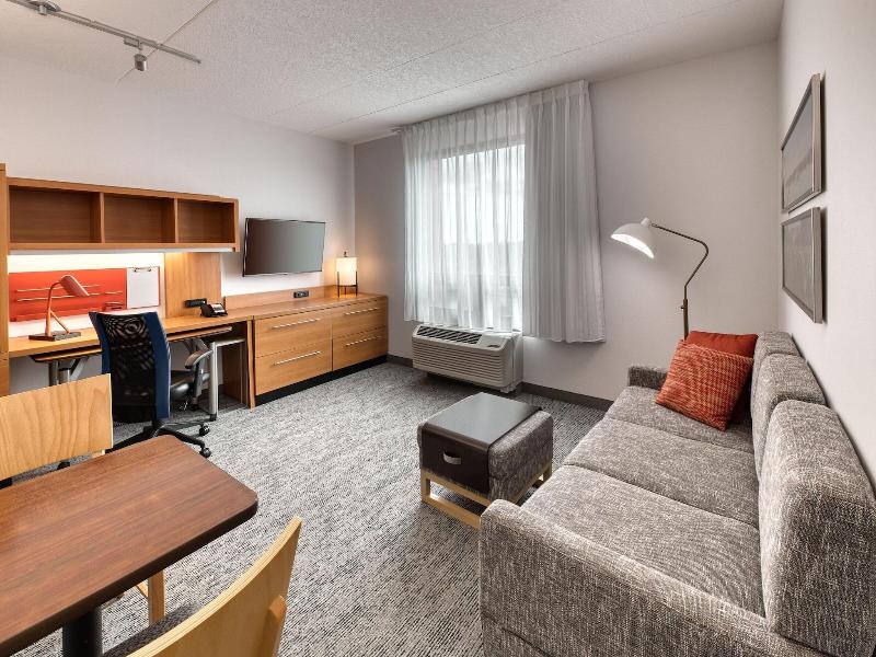 Towneplace Suites By Marriott Belleville image