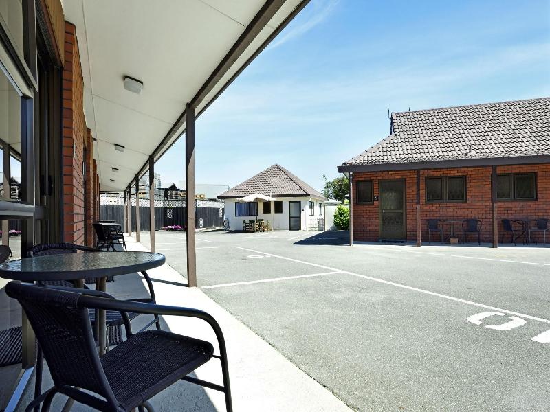 Amber Court Motel image