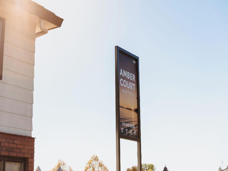 Amber Court Motel image